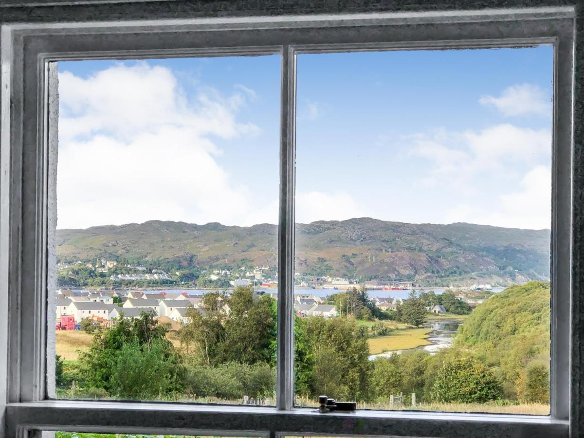 Old Kyle Farm - Stunning Views - 2 Mins From Skye Bridge * Kyleakin