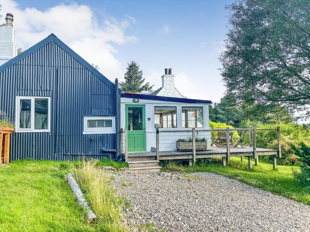 Old Kyle Farm - Stunning Views - 2 Mins From Skye Bridge *
